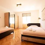 Pipi 2br With Balcony Appartement