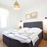 Pipi 2br With Balcony * Zadar