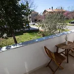 Daire Pipi 2br With Balcony *