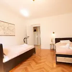 Pipi 2br With Balcony Daire