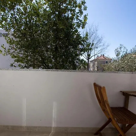 Daire Pipi 2br With Balcony