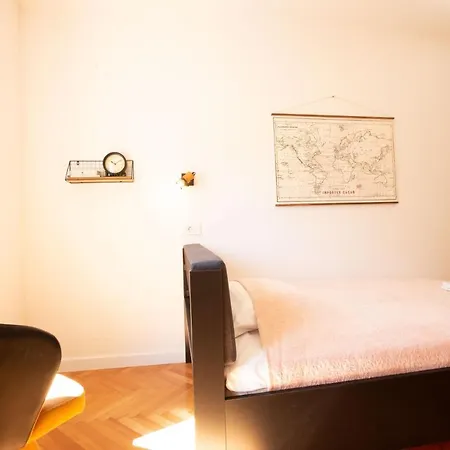 Pipi 2br With Balcony Zára