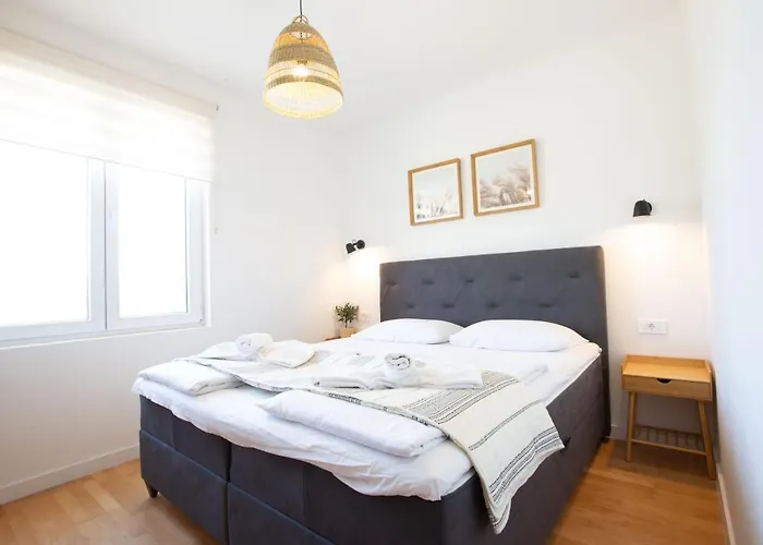 Pipi 2br With Balcony * Zára