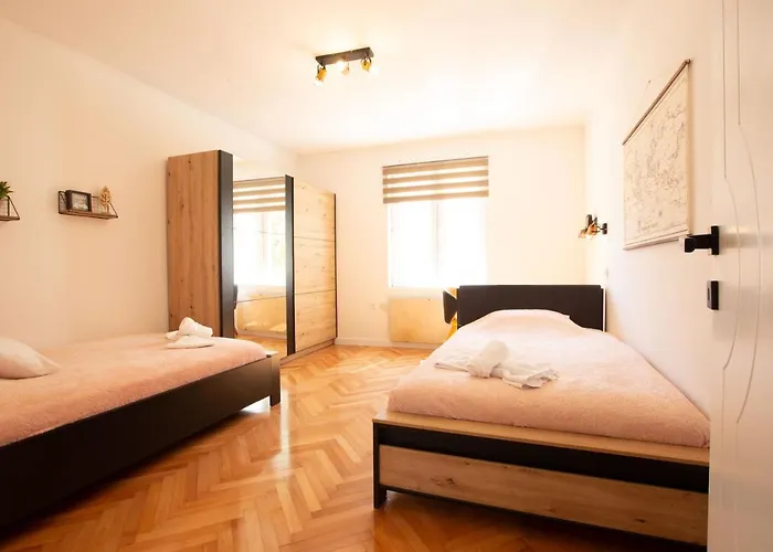 Pipi 2br With Balcony Apartman