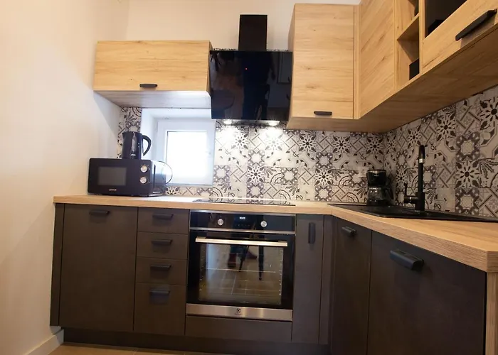 Apartman Pipi 2br With Balcony Zára